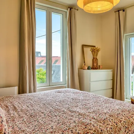 Adorable Maison De 75m2 Avec Grande Terrasse Et Barbecue - 3 *