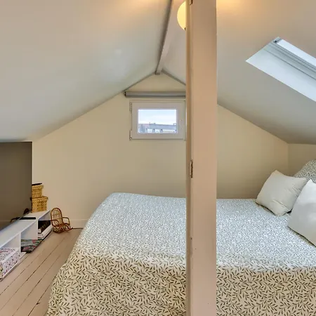 Holiday home Adorable Maison De 75m2 Avec Grande Terrasse Et Barbecue - 3 *